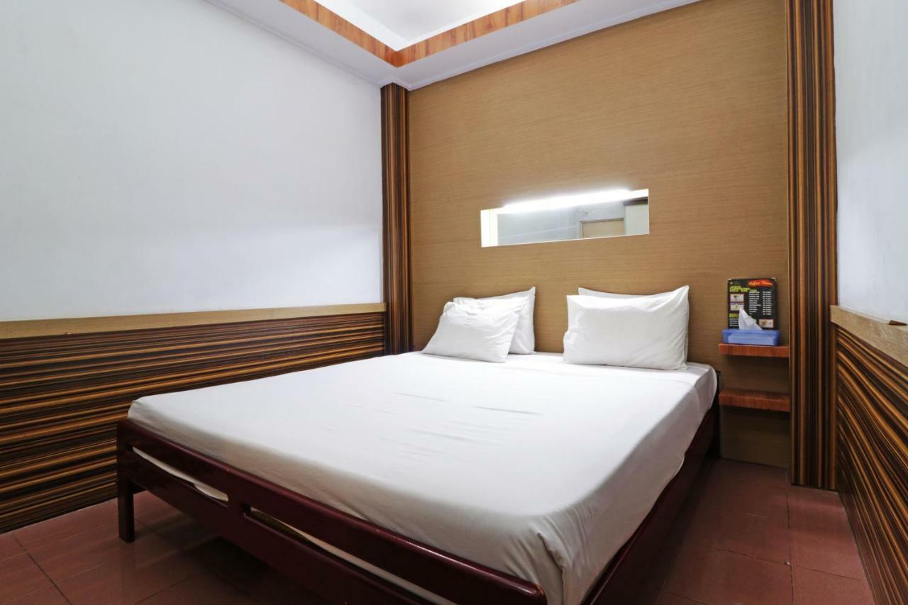 Mutiara Sari Hotel Makassar Exterior photo