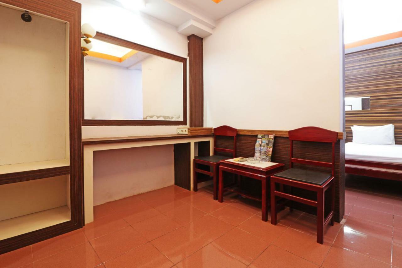 Mutiara Sari Hotel Makassar Exterior photo